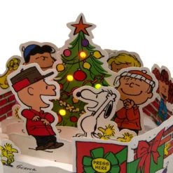 Hallmark Christmas Paper Wonder Card - PEANUTS 3D Pop Up Light And Music Design -Pod Shop 25560184 2 scaled