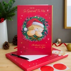 Hallmark Large Luxury Boxed Christmas Card - Cute Forever Friends Wreath And Heart Design