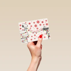 Pod Personalised Classic PEANUTS SNOOPY Fairy Lights Christmas Card -Pod Shop F3005543 hand S