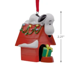 Hallmark Collectable PEANUTS Christmas Ornament - SNOOPY On Doghouse Design -Pod Shop PV.151.SFH8898 scaled
